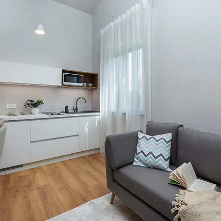 The Sunset Apartment